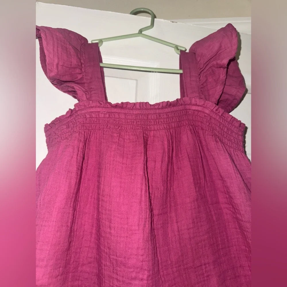 GAP Girls Pink Gauze Flutter Sleeve Top Size 10 L Smocked NWOT